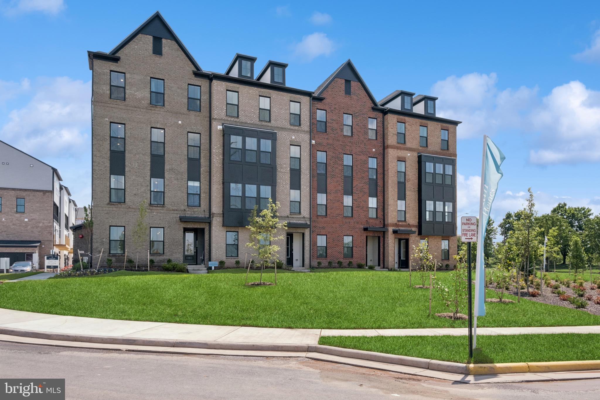 GALLERY PARK AT WESTFIELDS - Residential