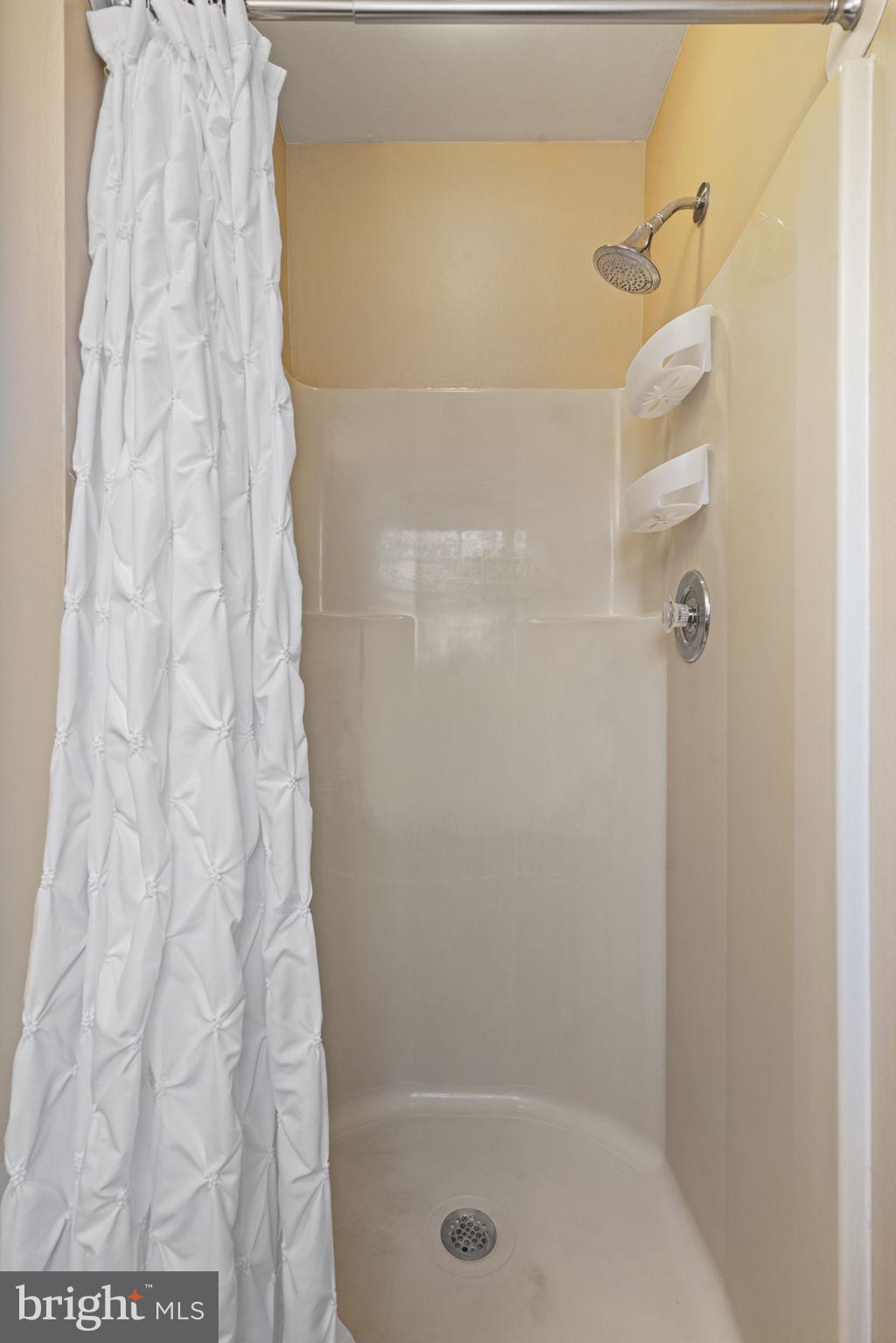 WOODLAWN - Residential