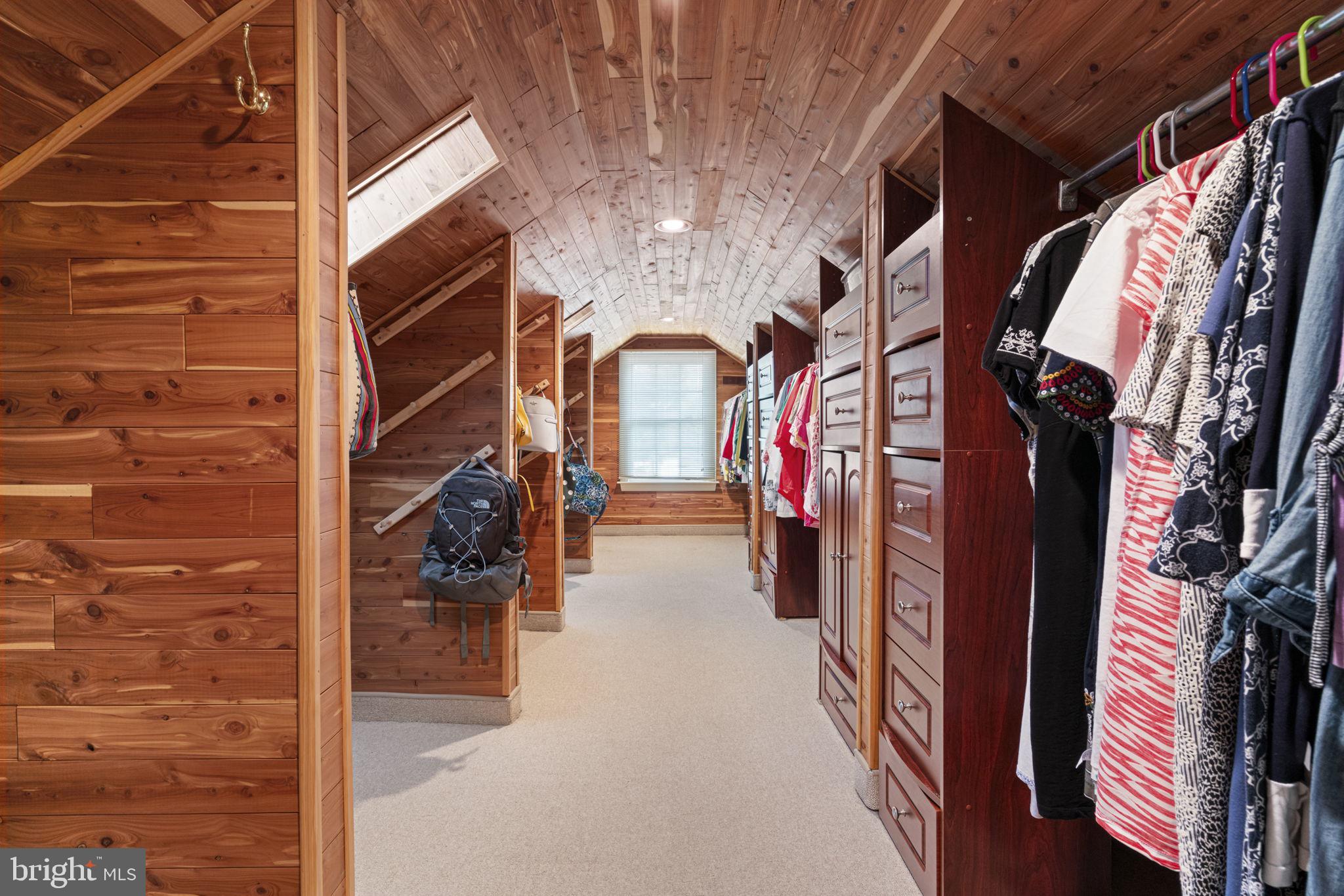 WOODLAWN - Residential