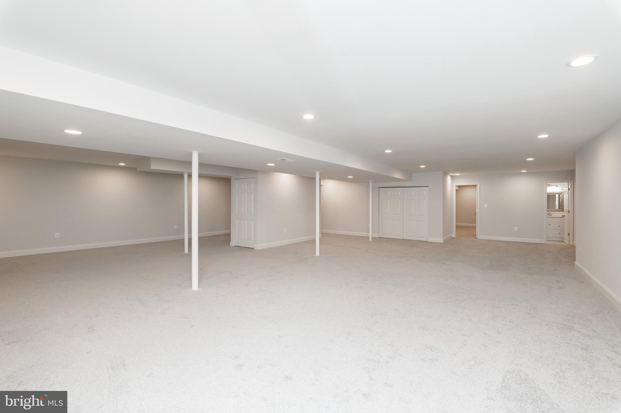 OWINGS MILLS - Residential