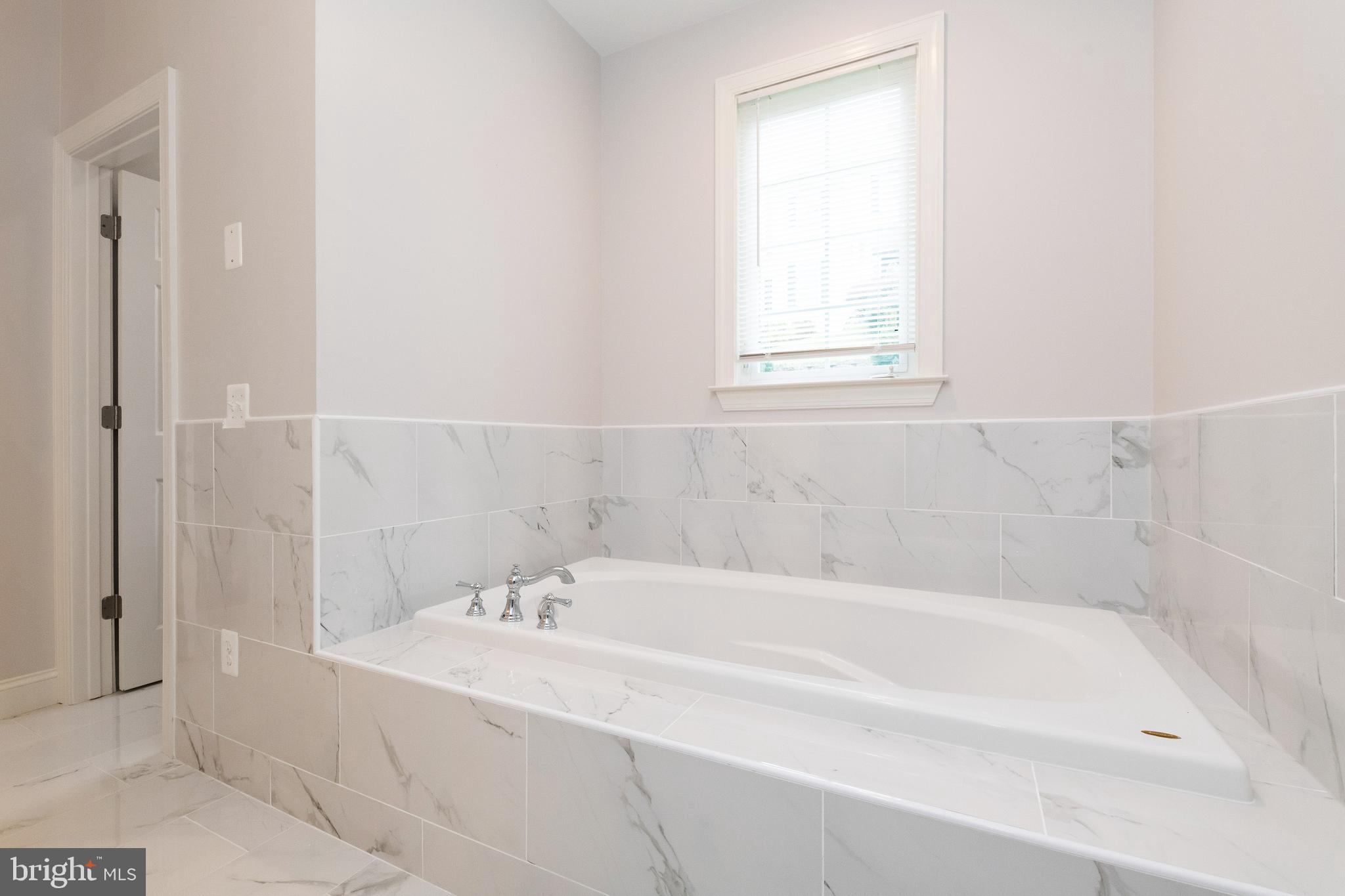 OWINGS MILLS - Residential