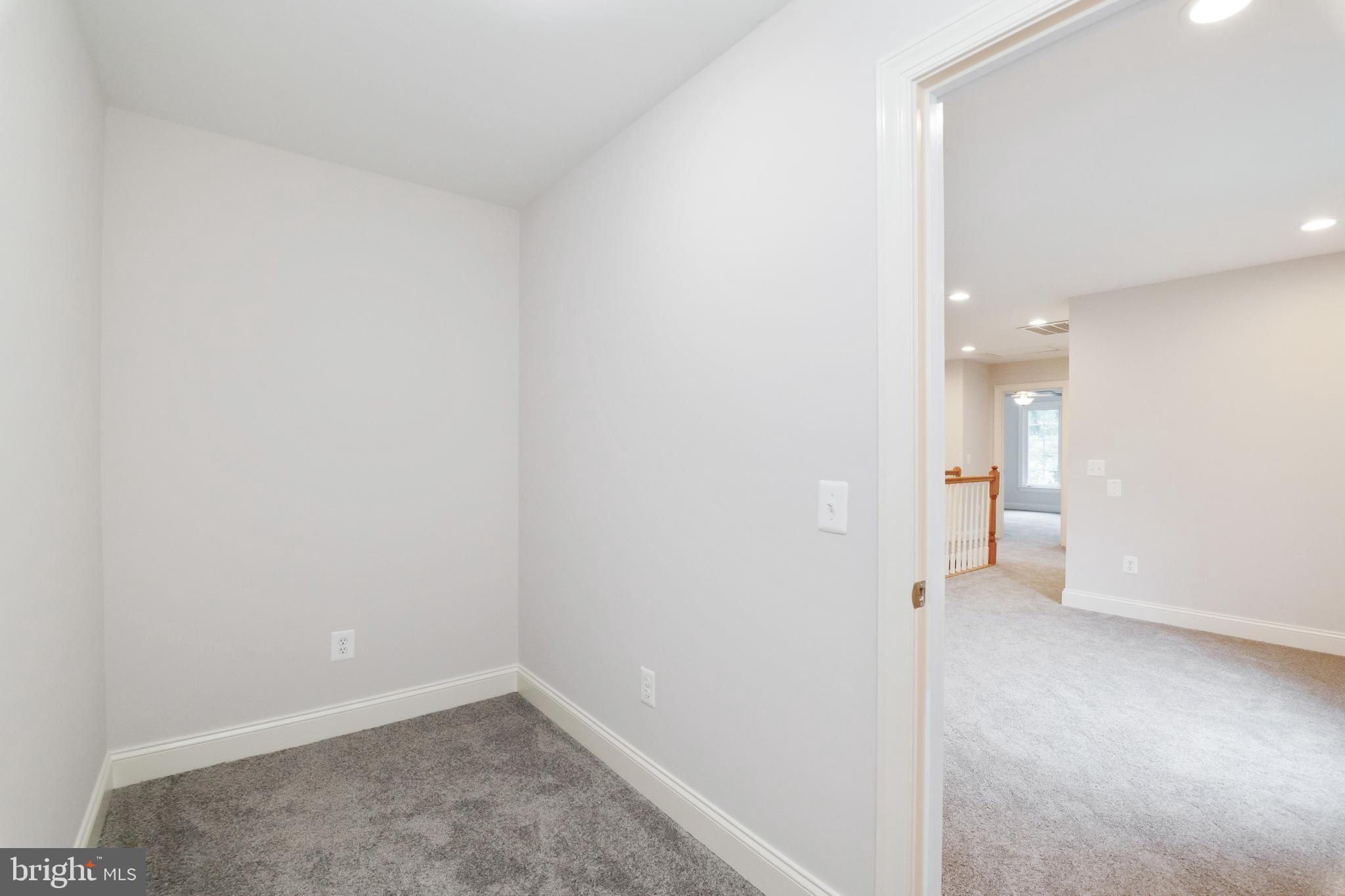 OWINGS MILLS - Residential