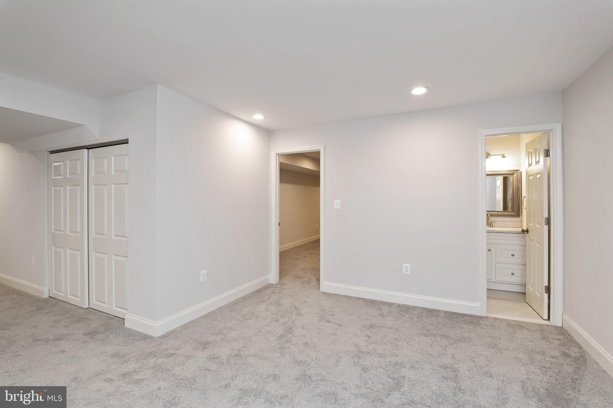 OWINGS MILLS - Residential