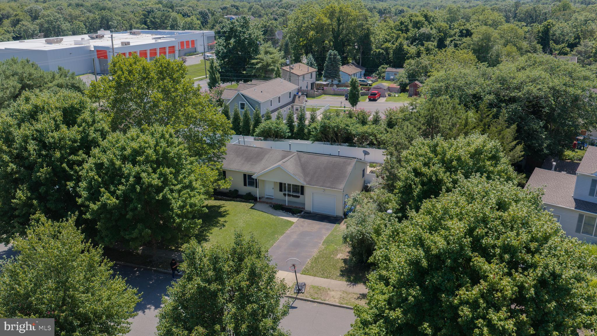 7 CEDAR HILL DRIVE