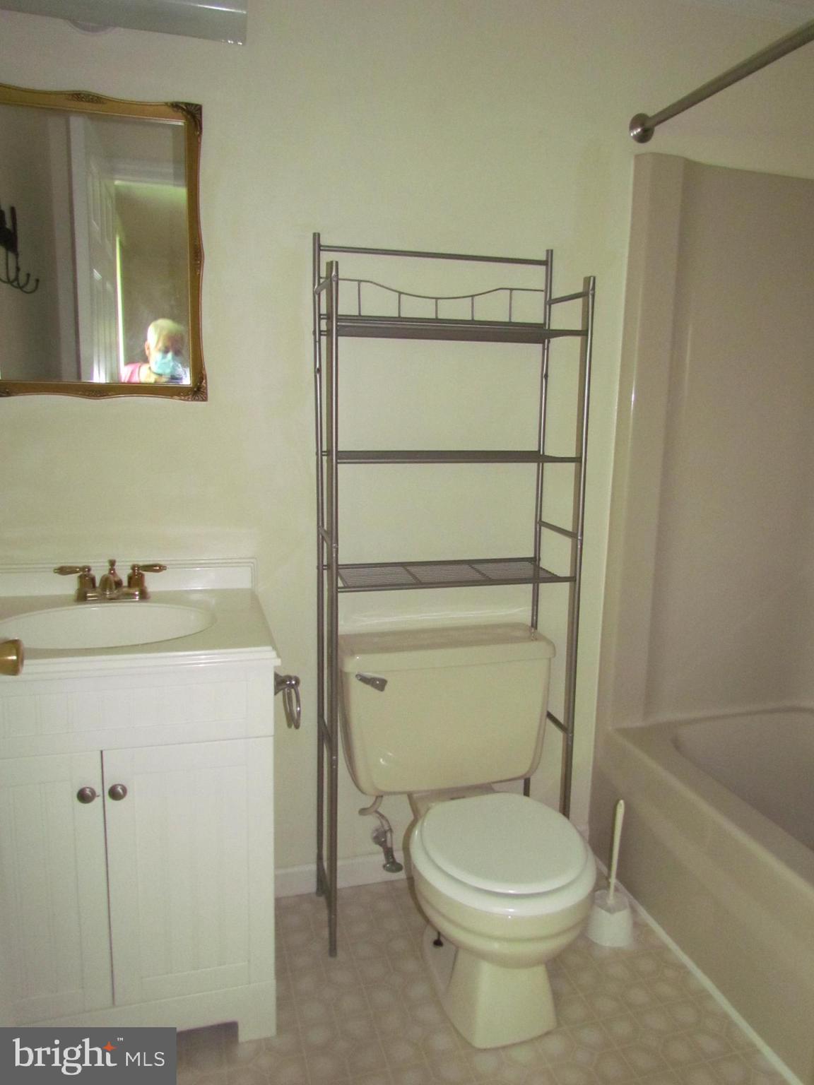 CEDAR COVE - Residential Lease