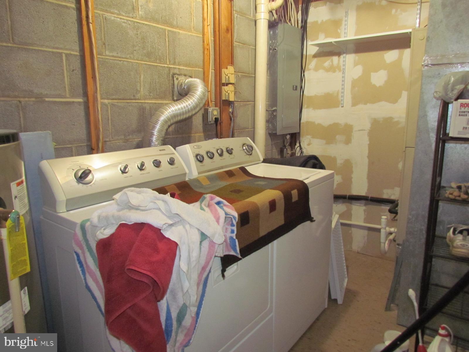 CEDAR COVE - Residential Lease