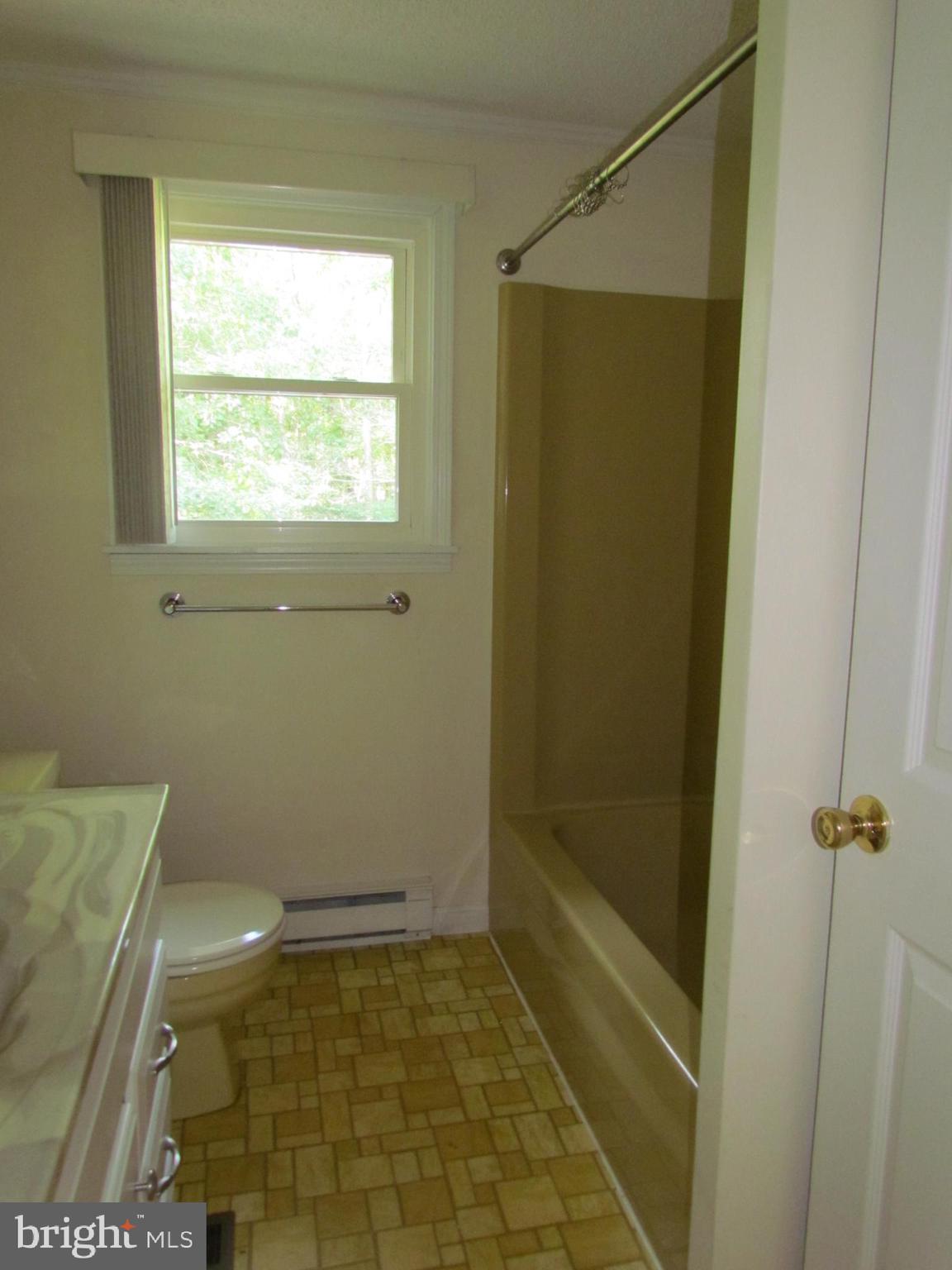 CEDAR COVE - Residential Lease