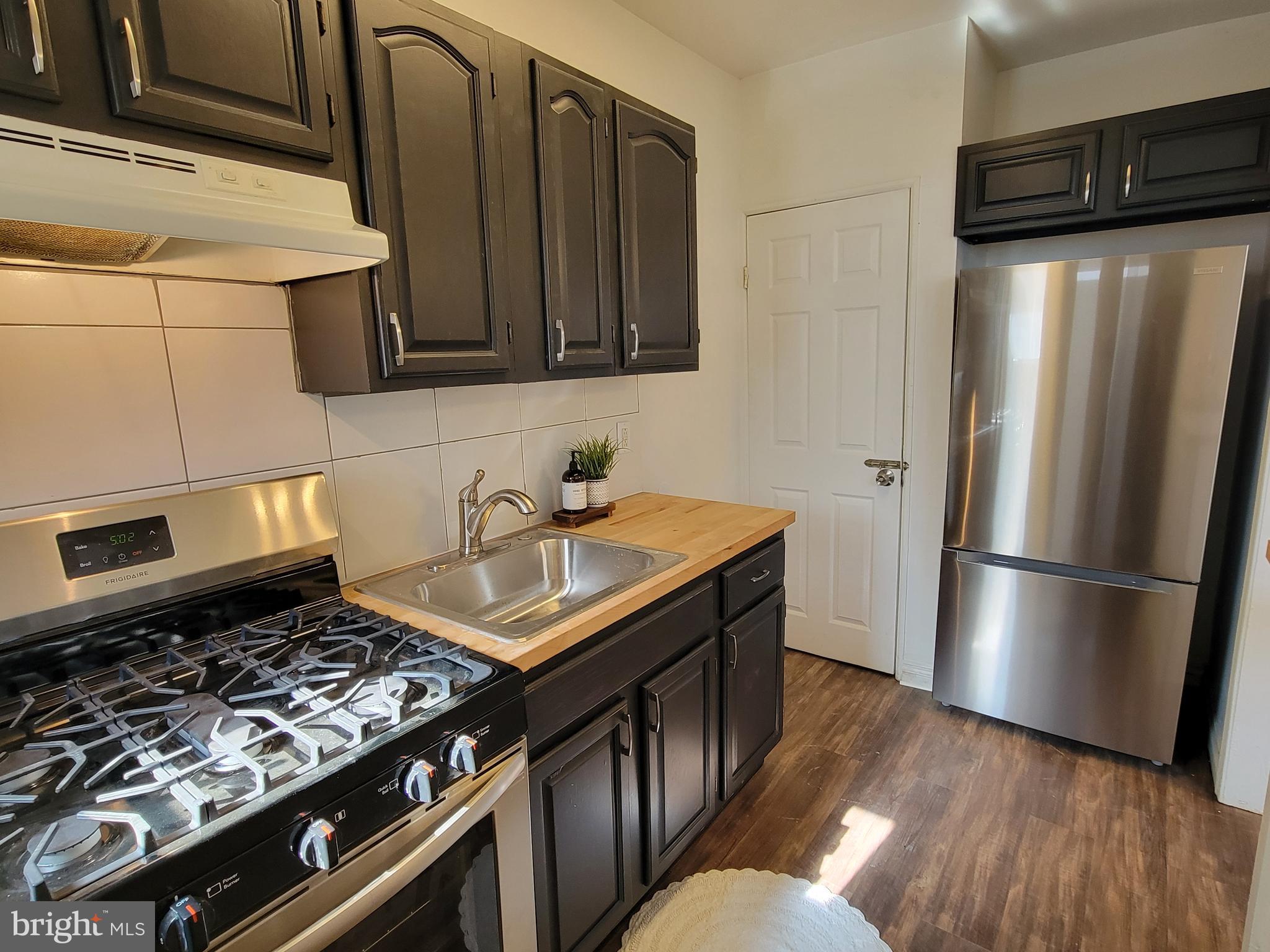 WEST OAK LANE - Residential