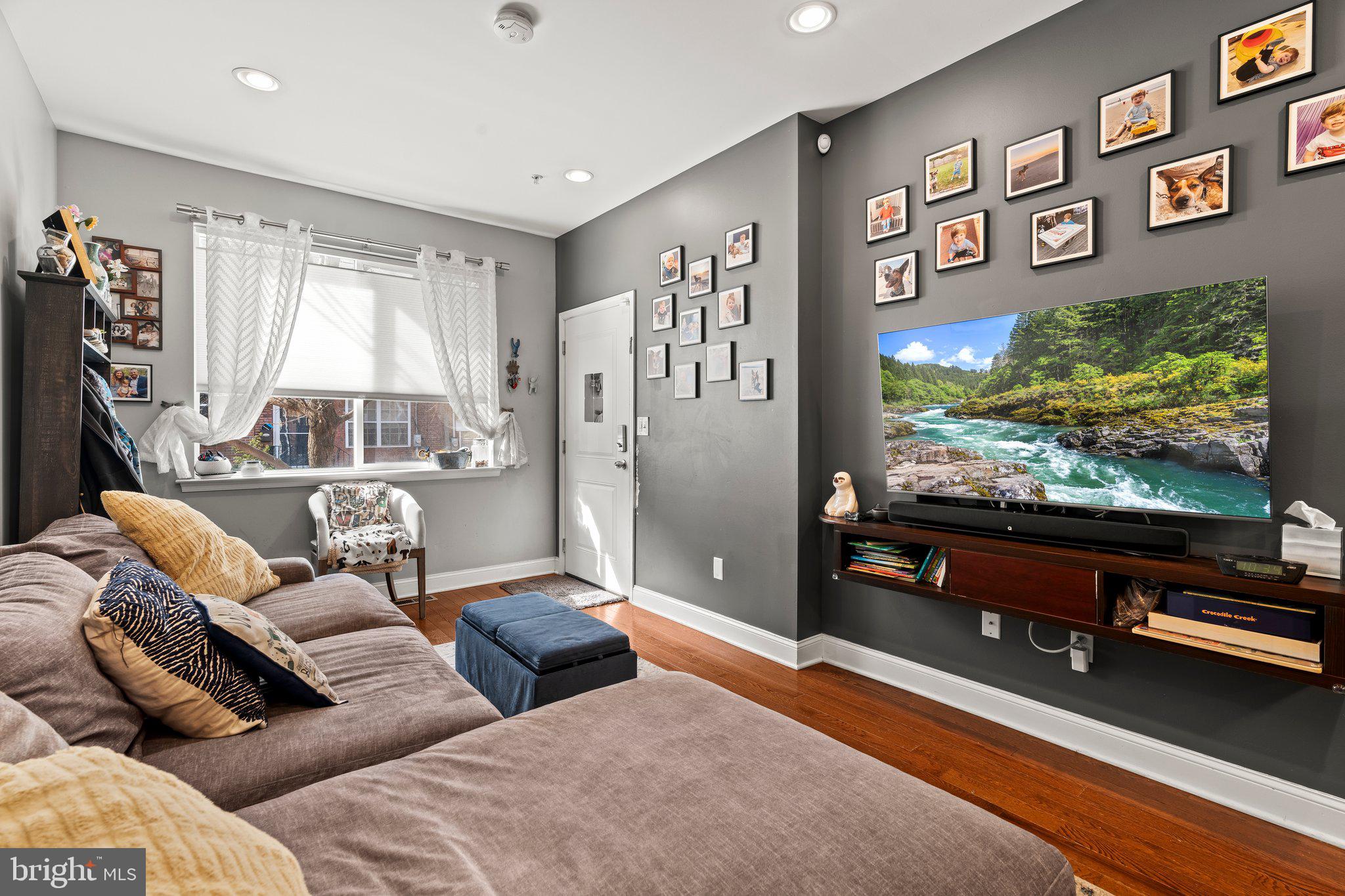 GRADUATE HOSPITAL - Residential Lease