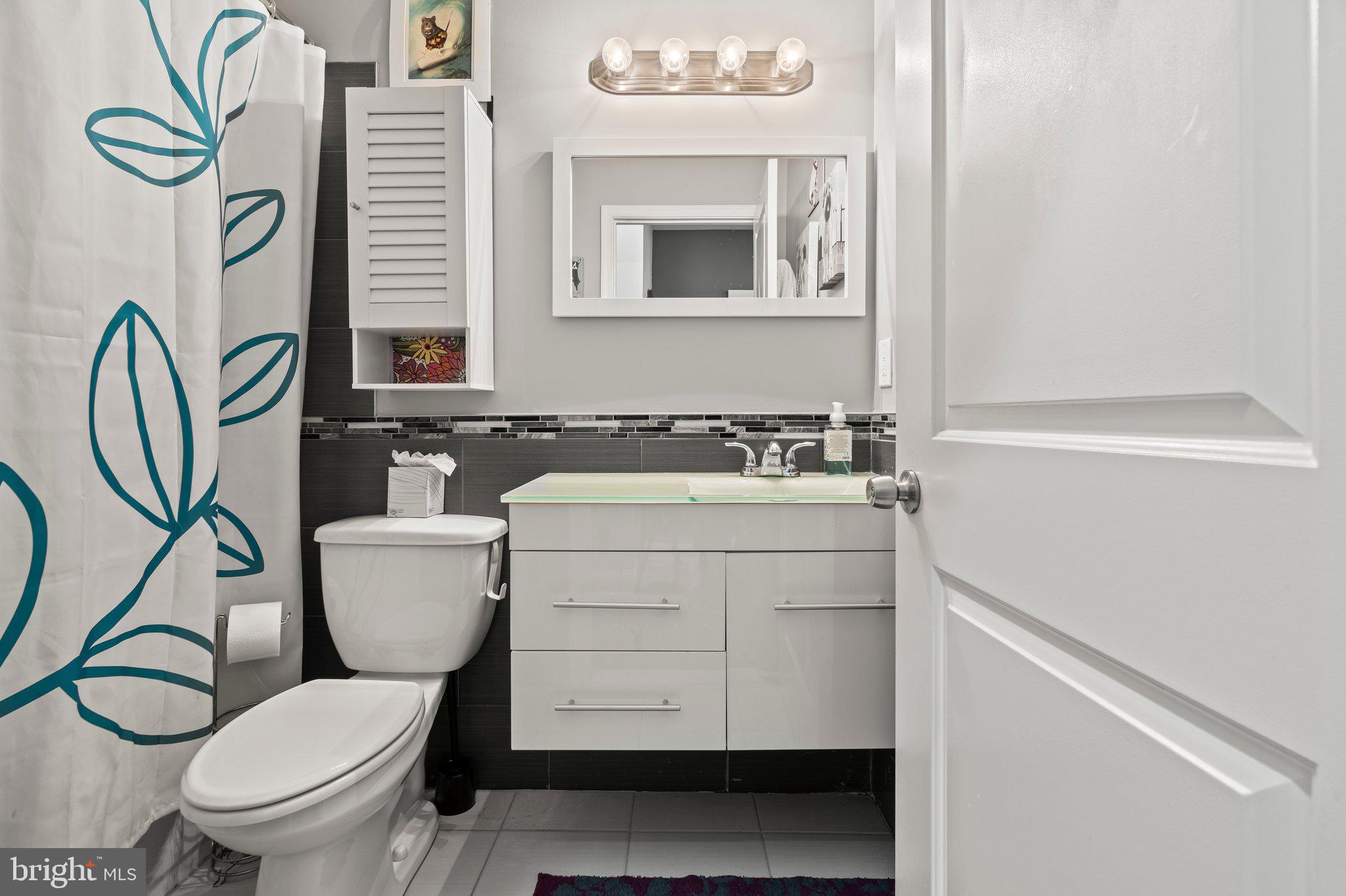 GRADUATE HOSPITAL - Residential Lease