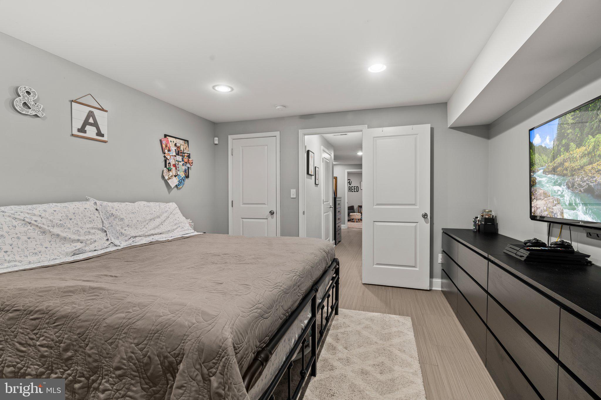 GRADUATE HOSPITAL - Residential Lease