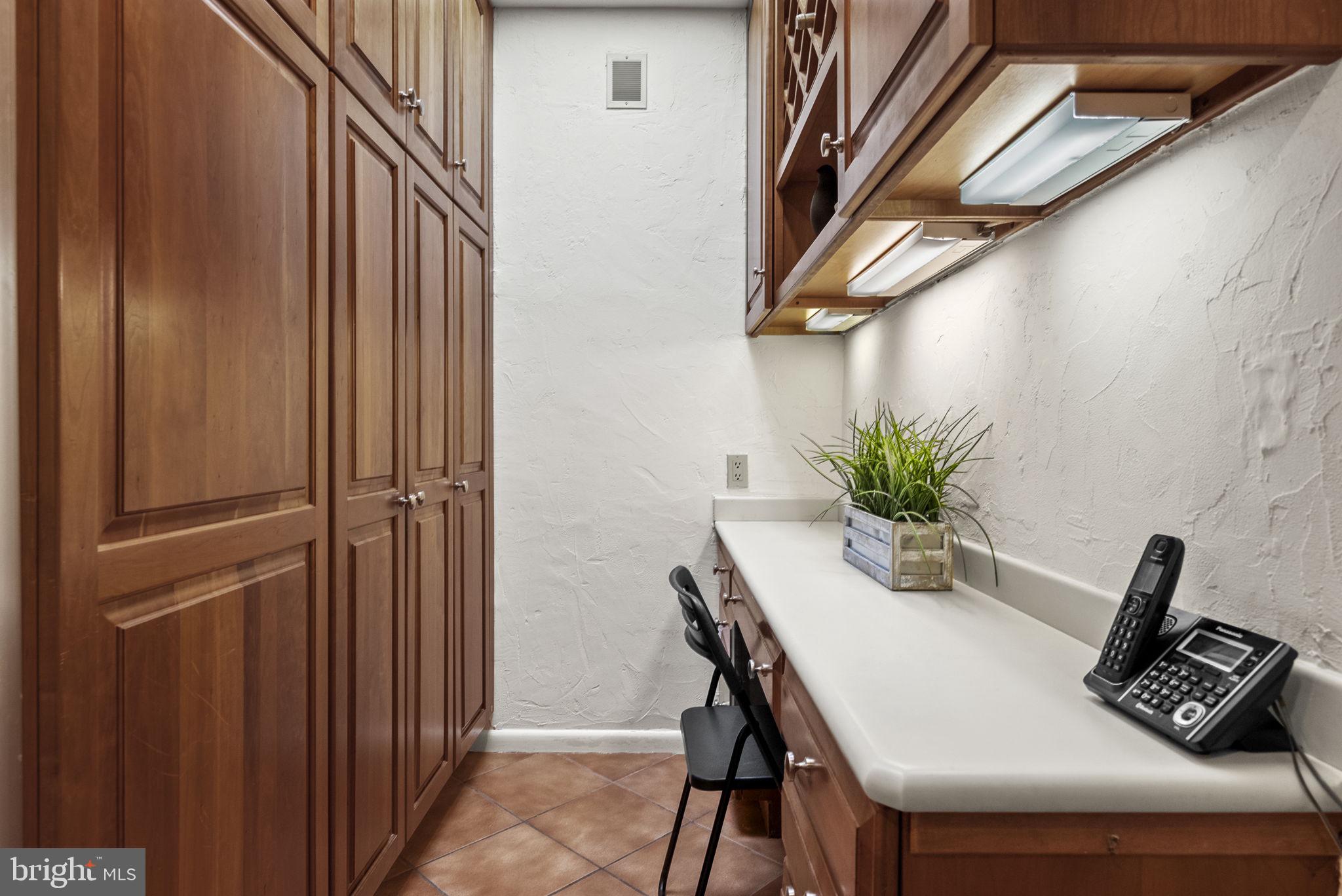 MALBROOK - Residential