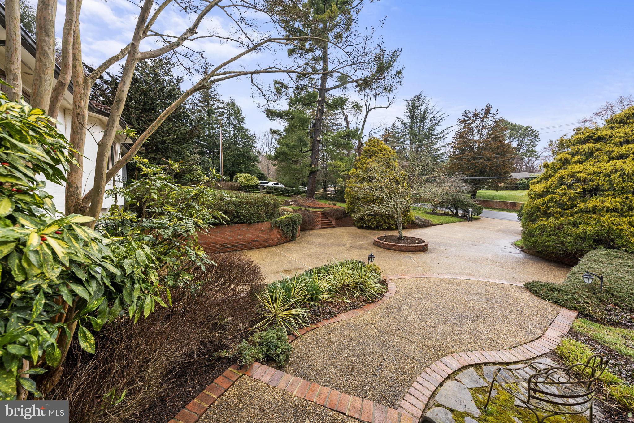 MALBROOK - Residential