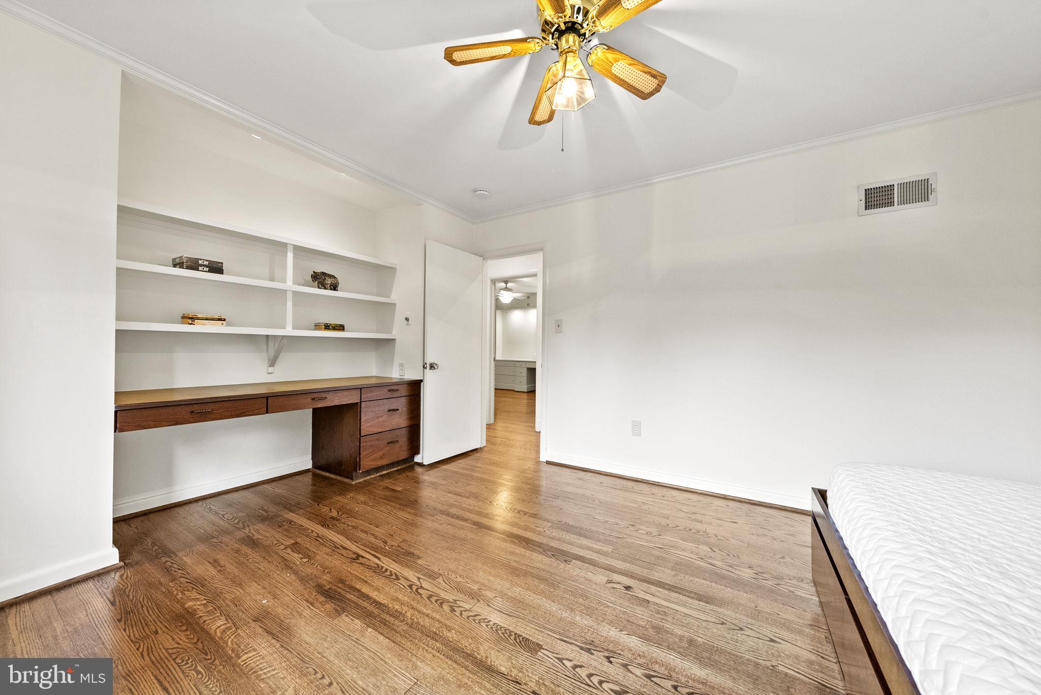 MALBROOK - Residential