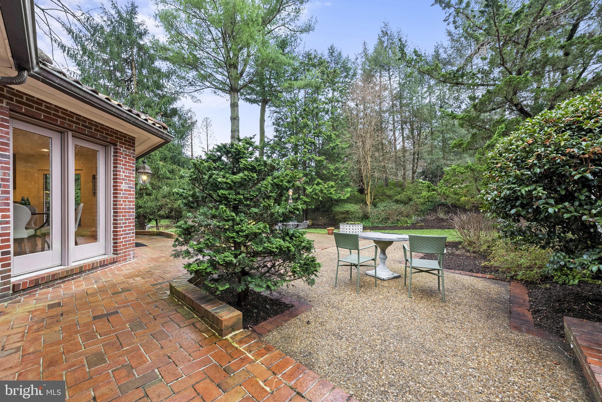 MALBROOK - Residential