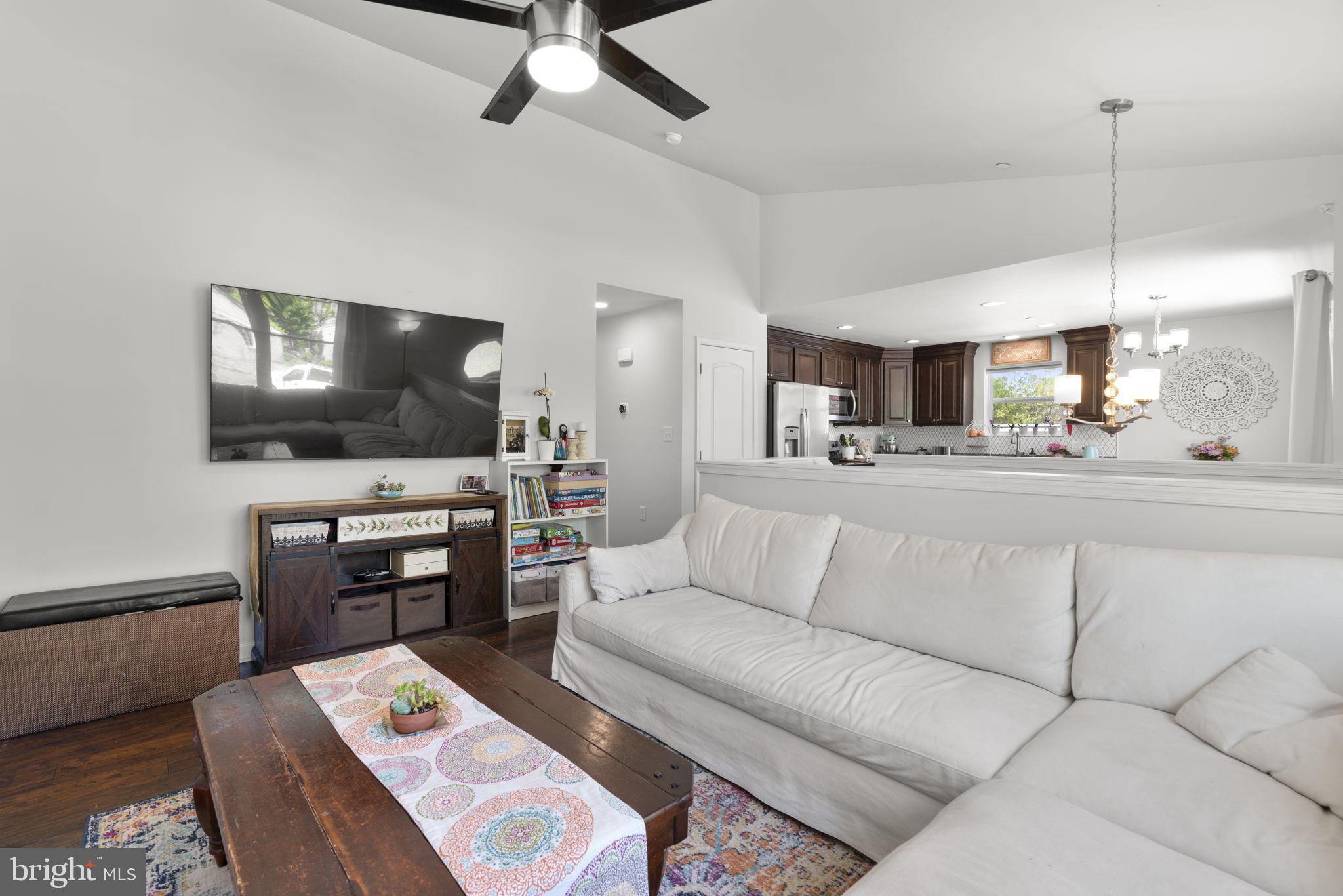 CARVEL BEACH - Residential