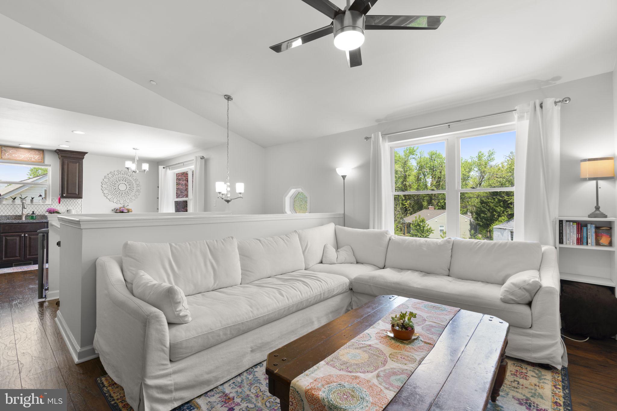 CARVEL BEACH - Residential