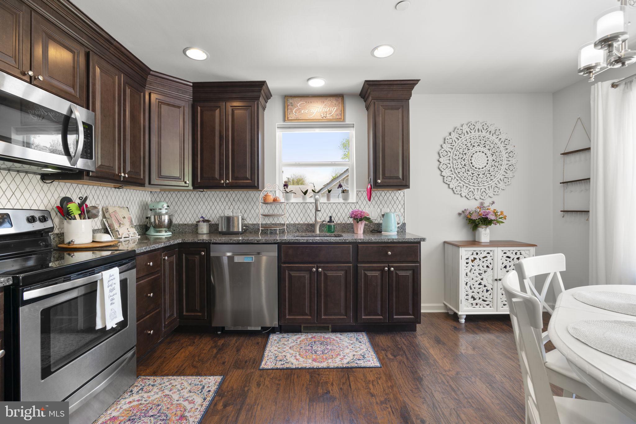 CARVEL BEACH - Residential