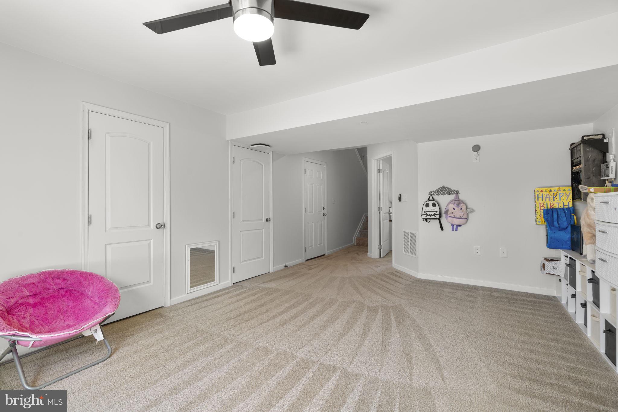 CARVEL BEACH - Residential