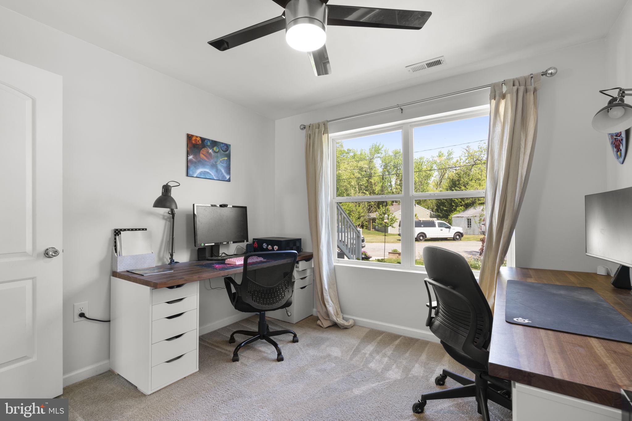 CARVEL BEACH - Residential