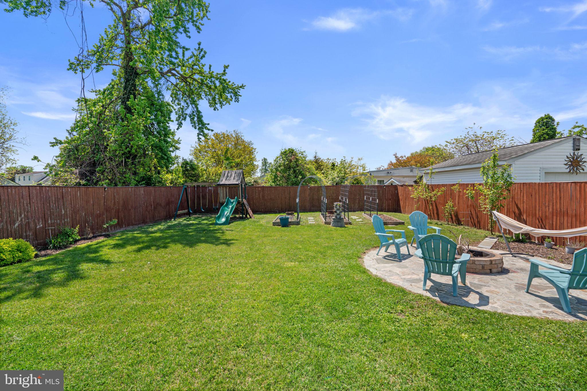 CARVEL BEACH - Residential