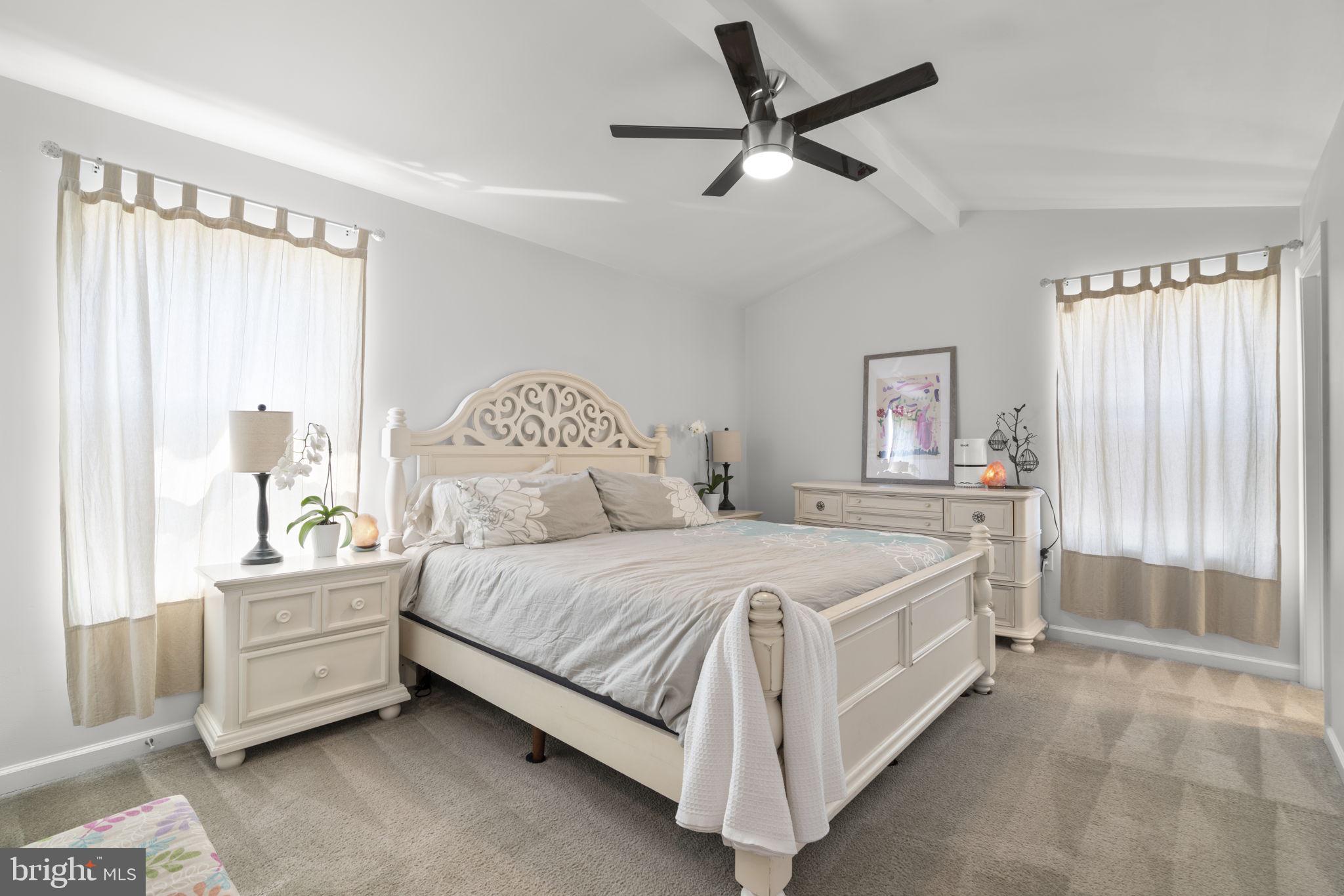 CARVEL BEACH - Residential