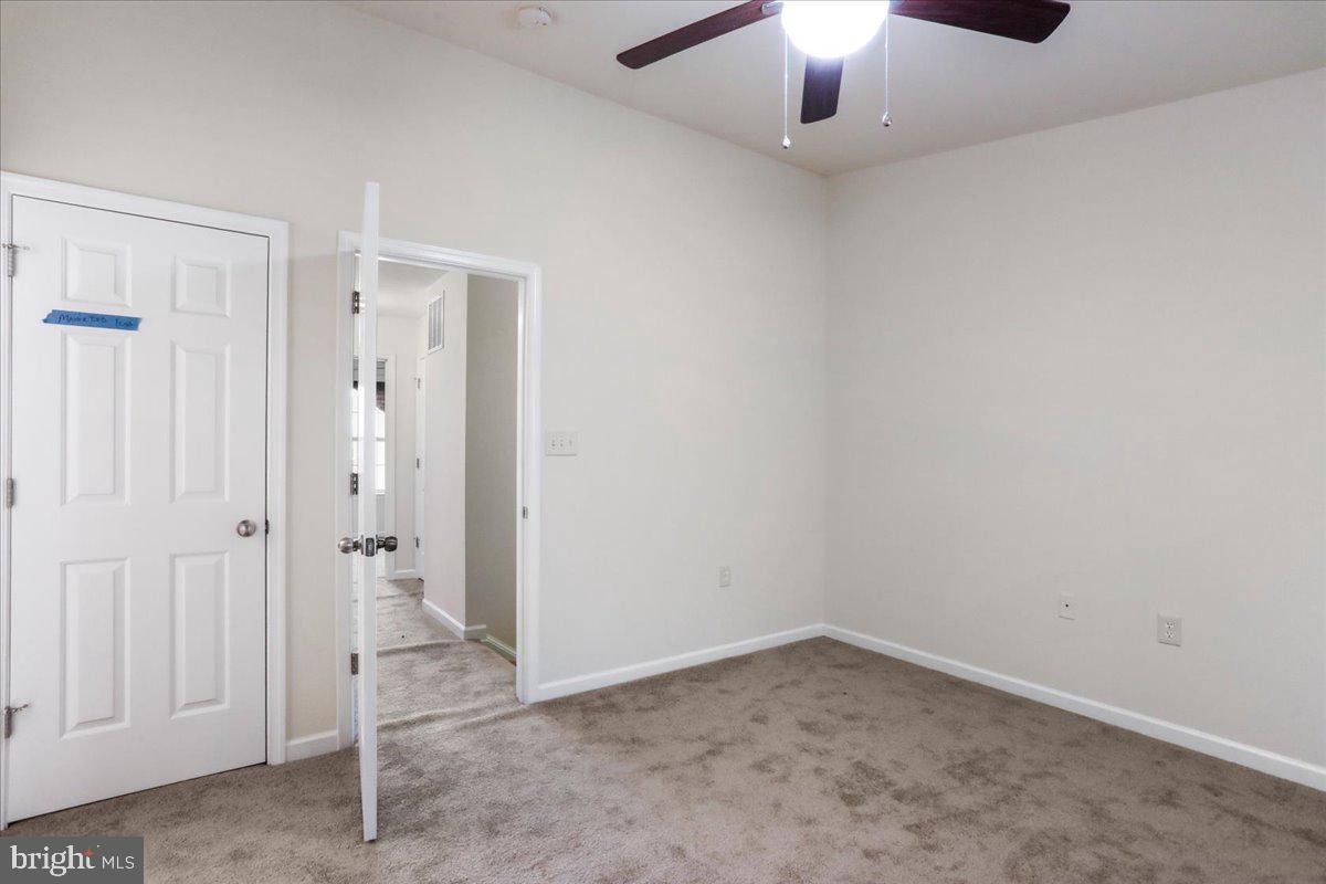 RIVERSIDE VILLAGES - Residential