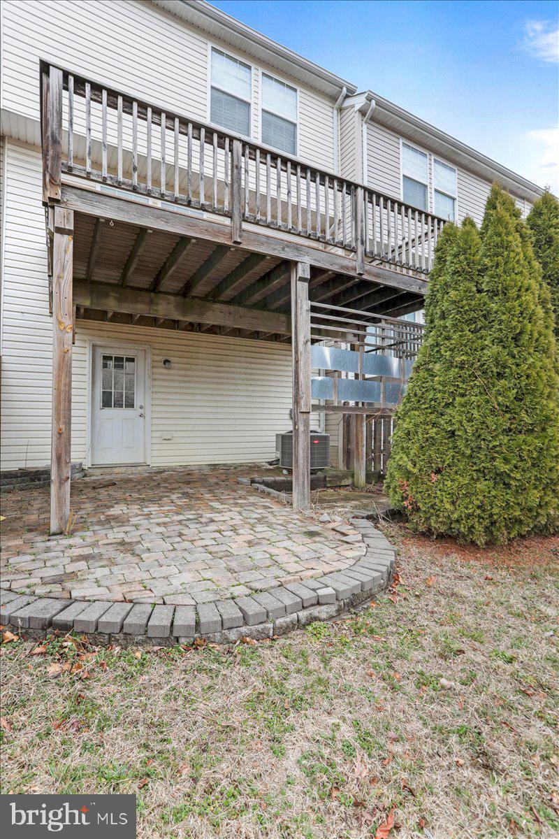 RIVERSIDE VILLAGES - Residential