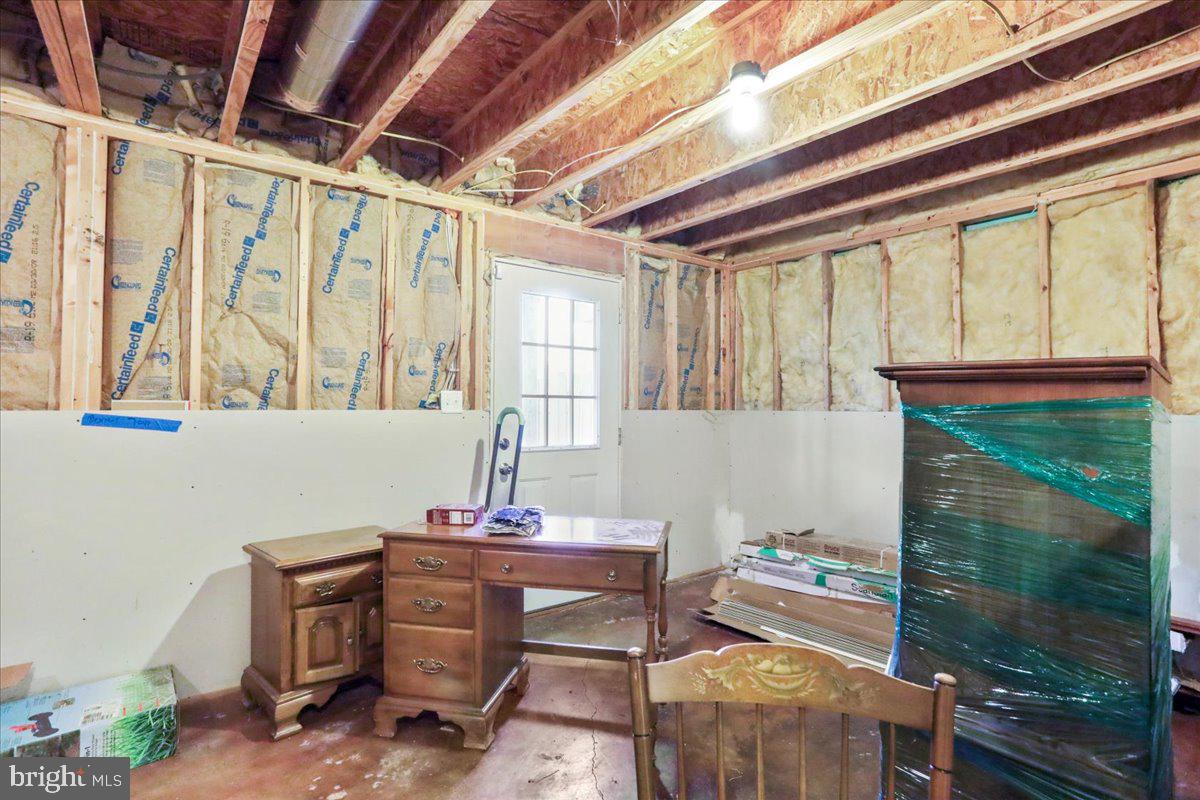 RIVERSIDE VILLAGES - Residential