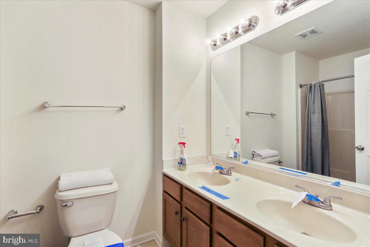 RIVERSIDE VILLAGES - Residential