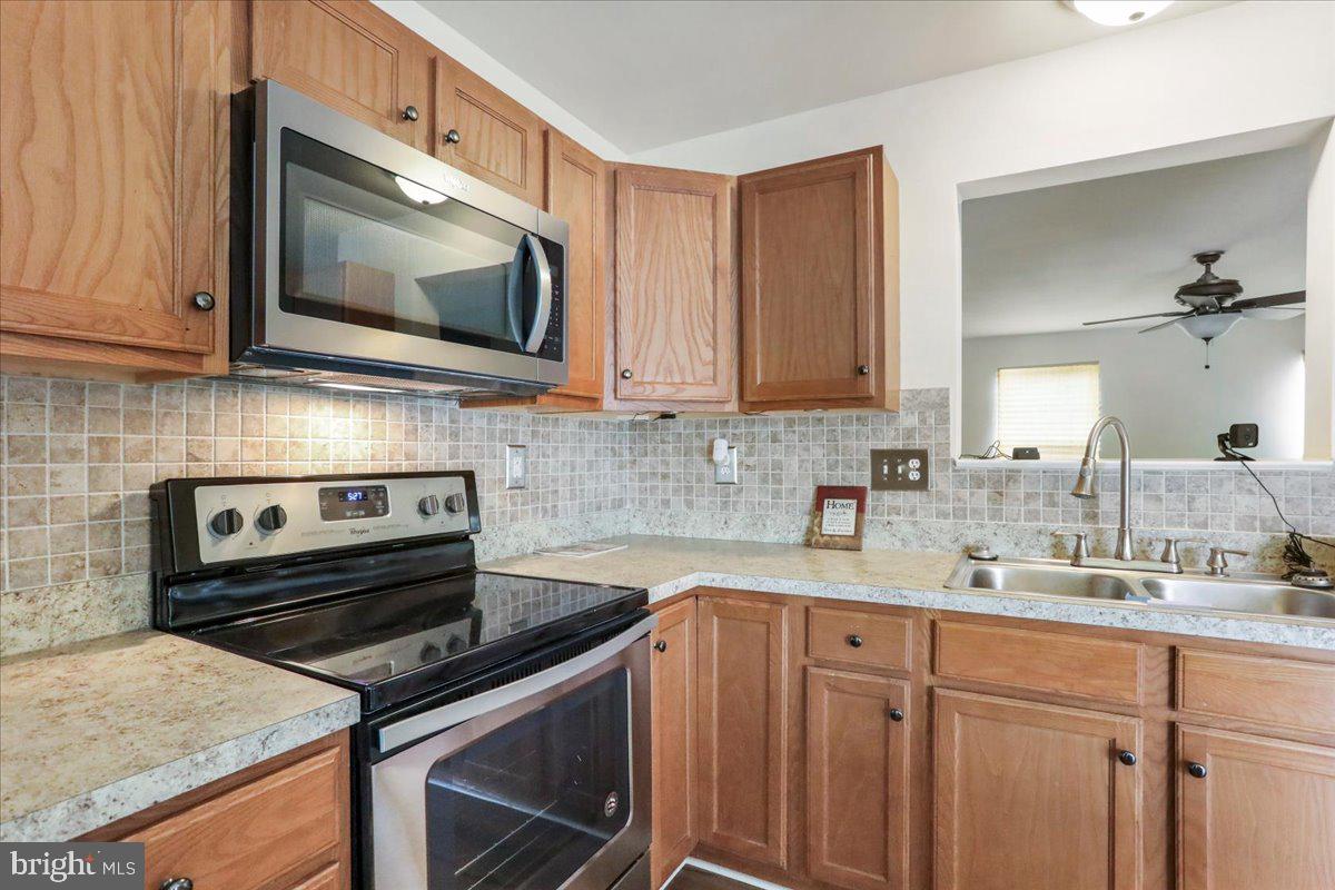 RIVERSIDE VILLAGES - Residential