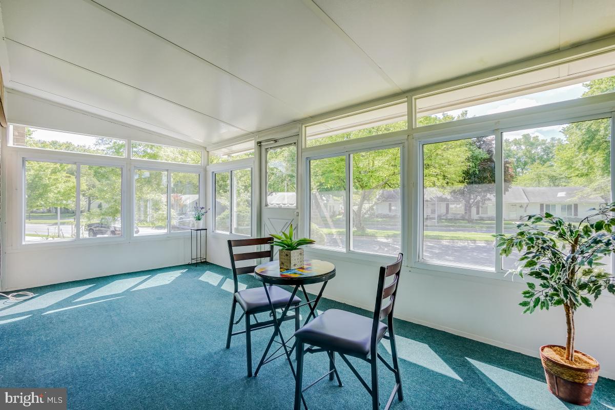 LEISURE WORLD - Residential