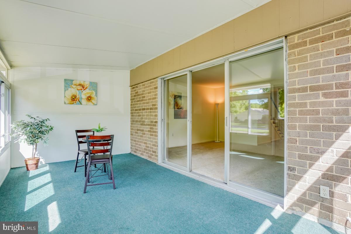 LEISURE WORLD - Residential