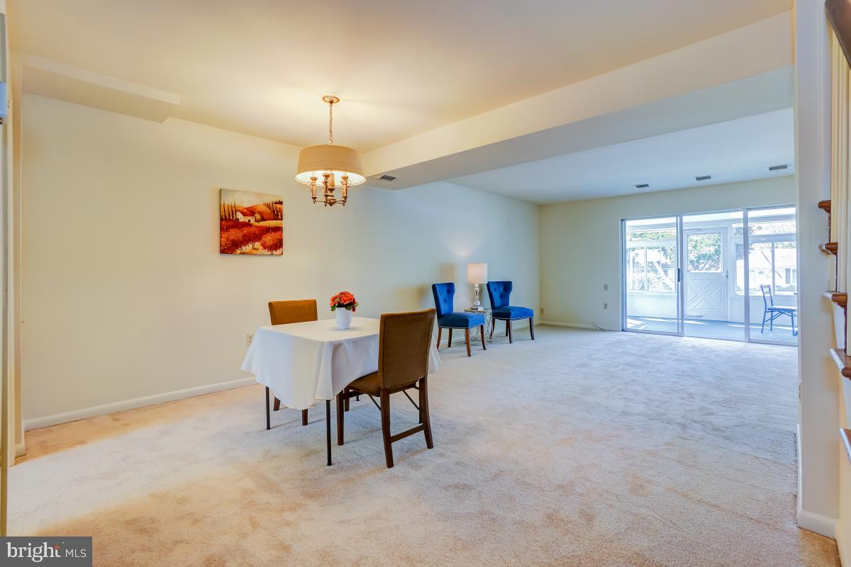 LEISURE WORLD - Residential