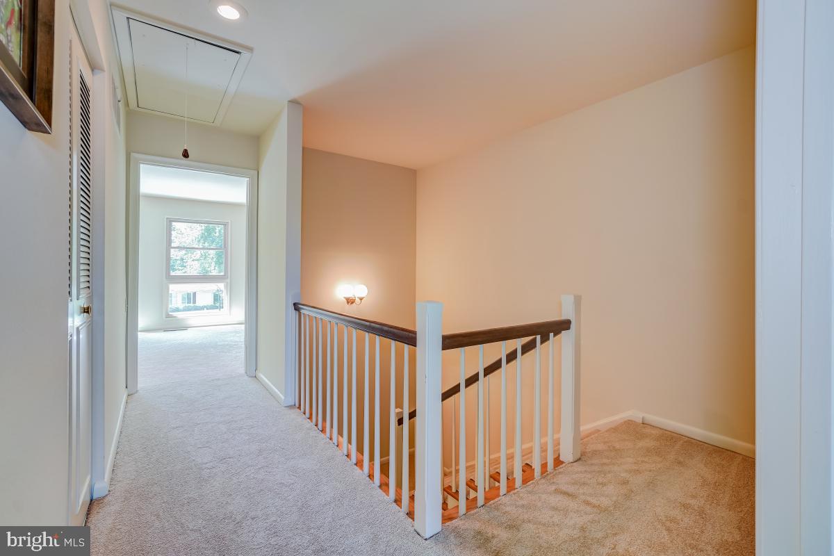 LEISURE WORLD - Residential