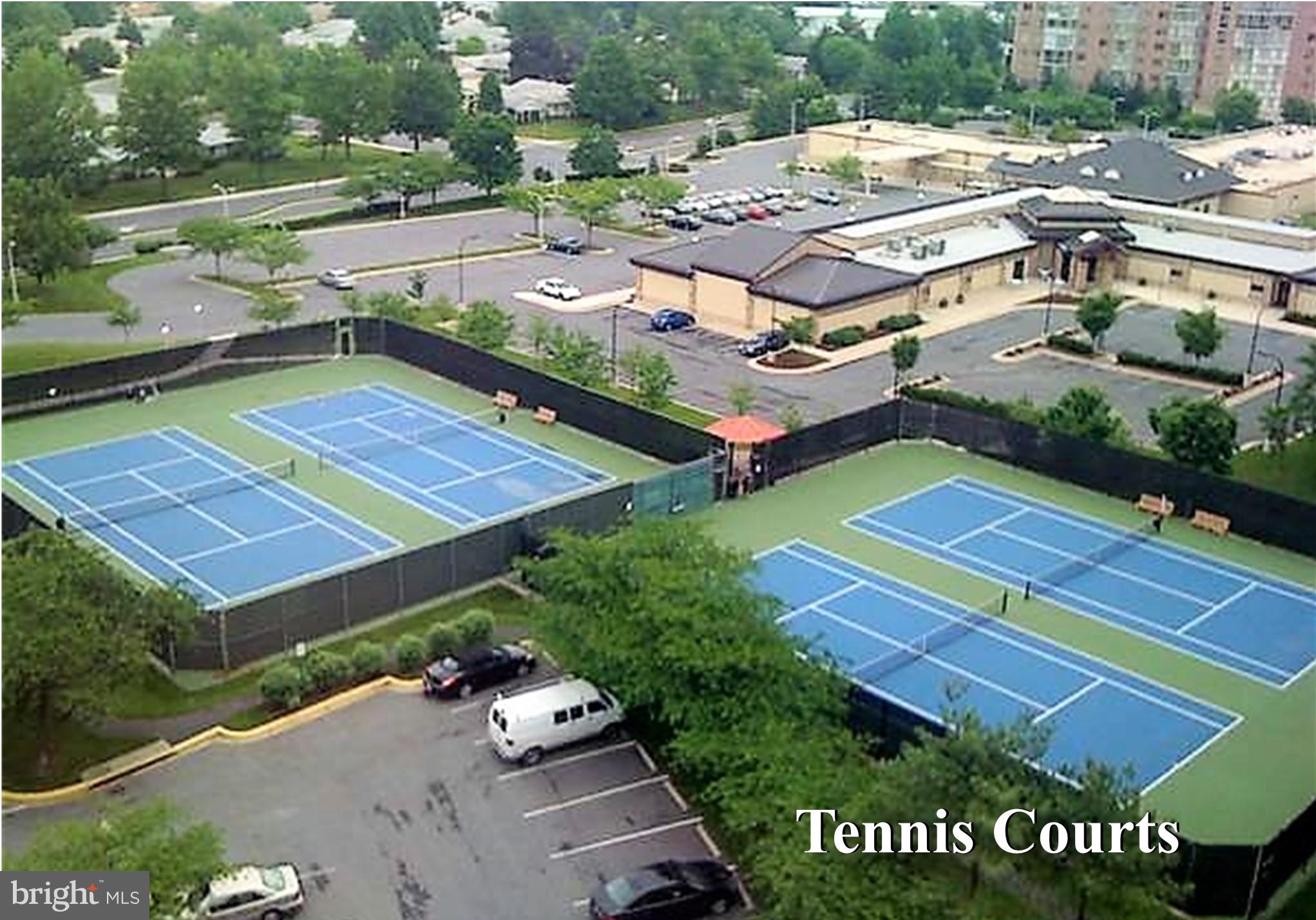 LEISURE WORLD - Residential