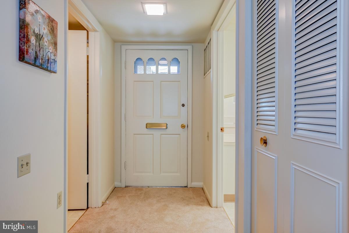 LEISURE WORLD - Residential