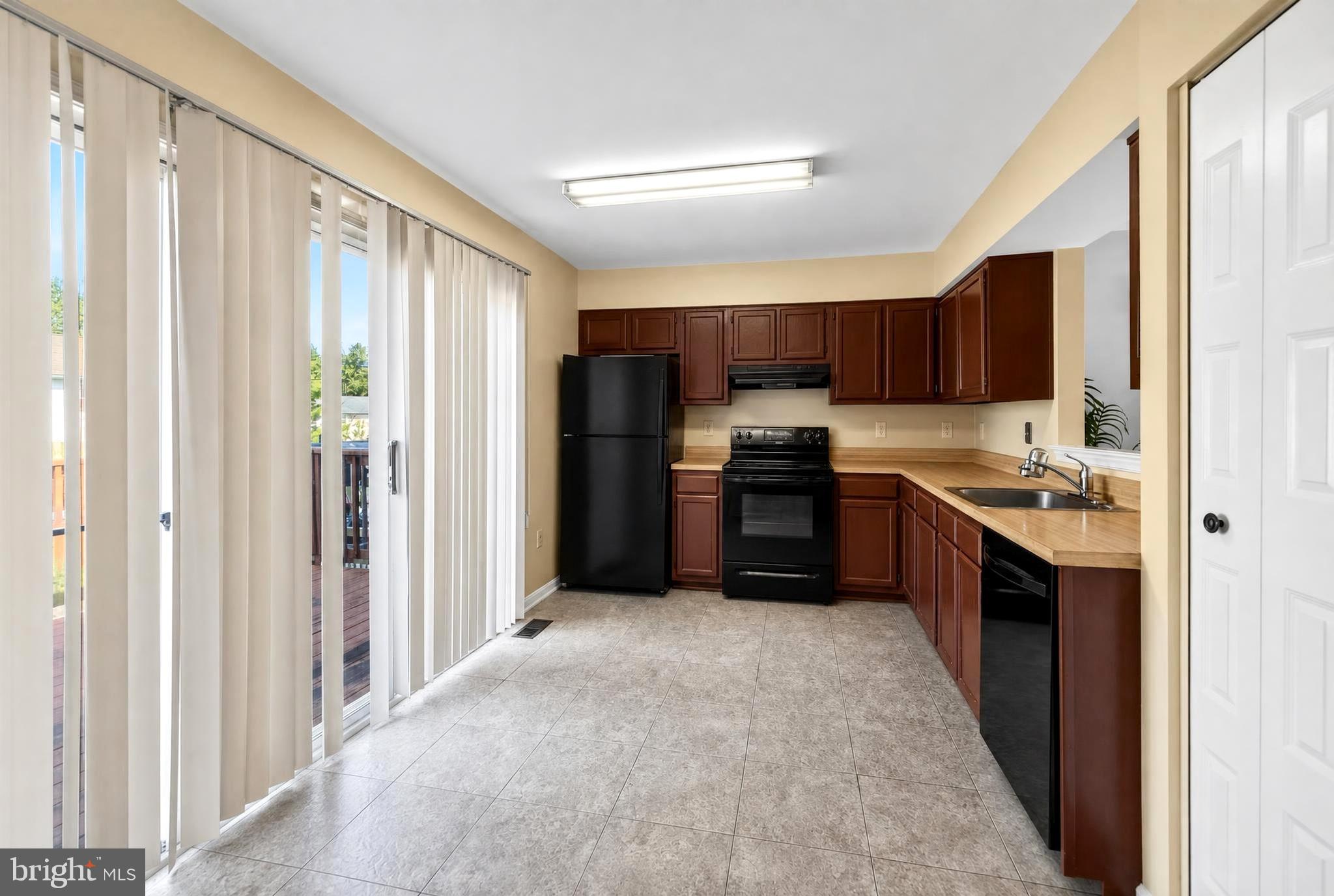 3510 CHERRY HILL COURT