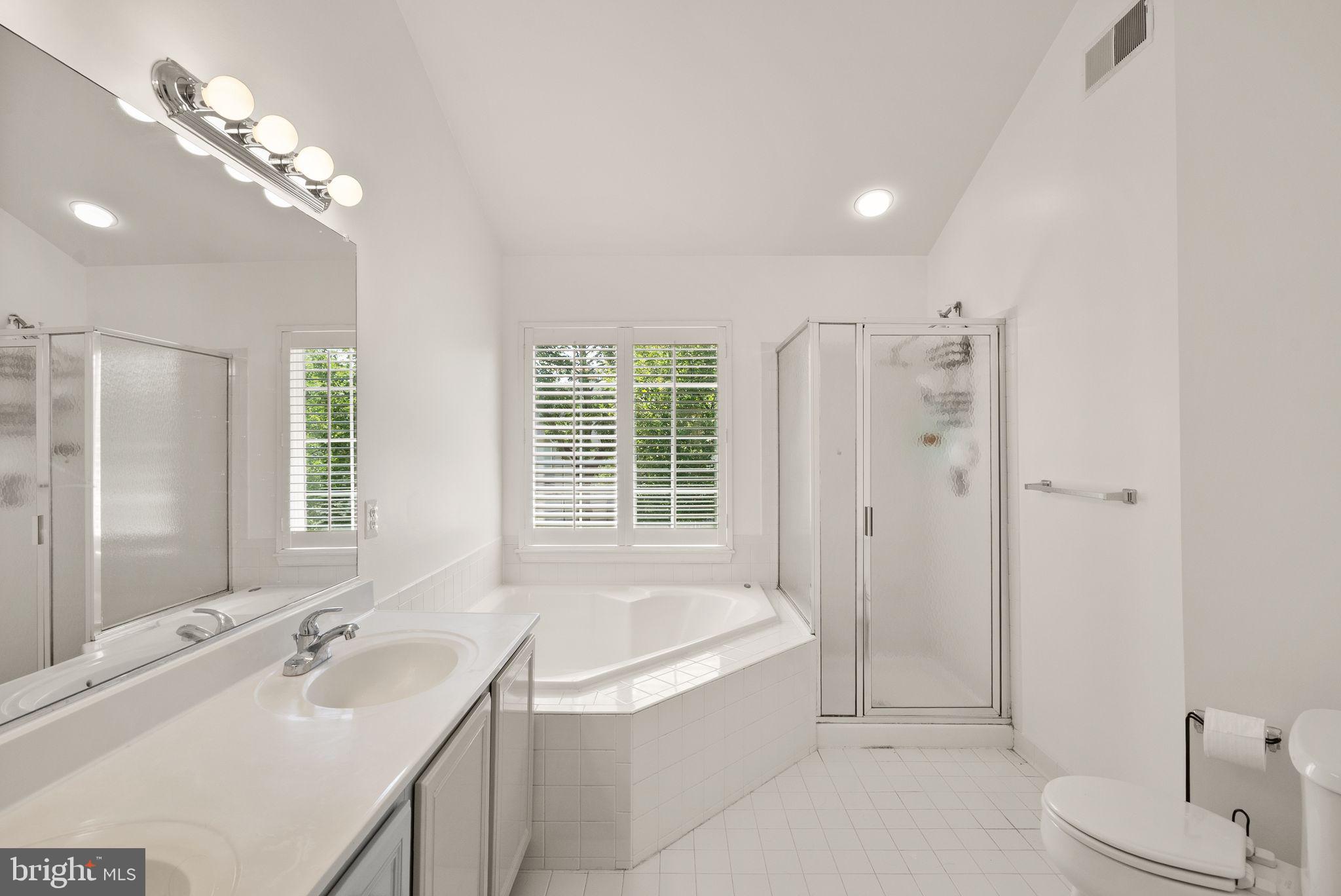 SOUTH RIDING - Residential