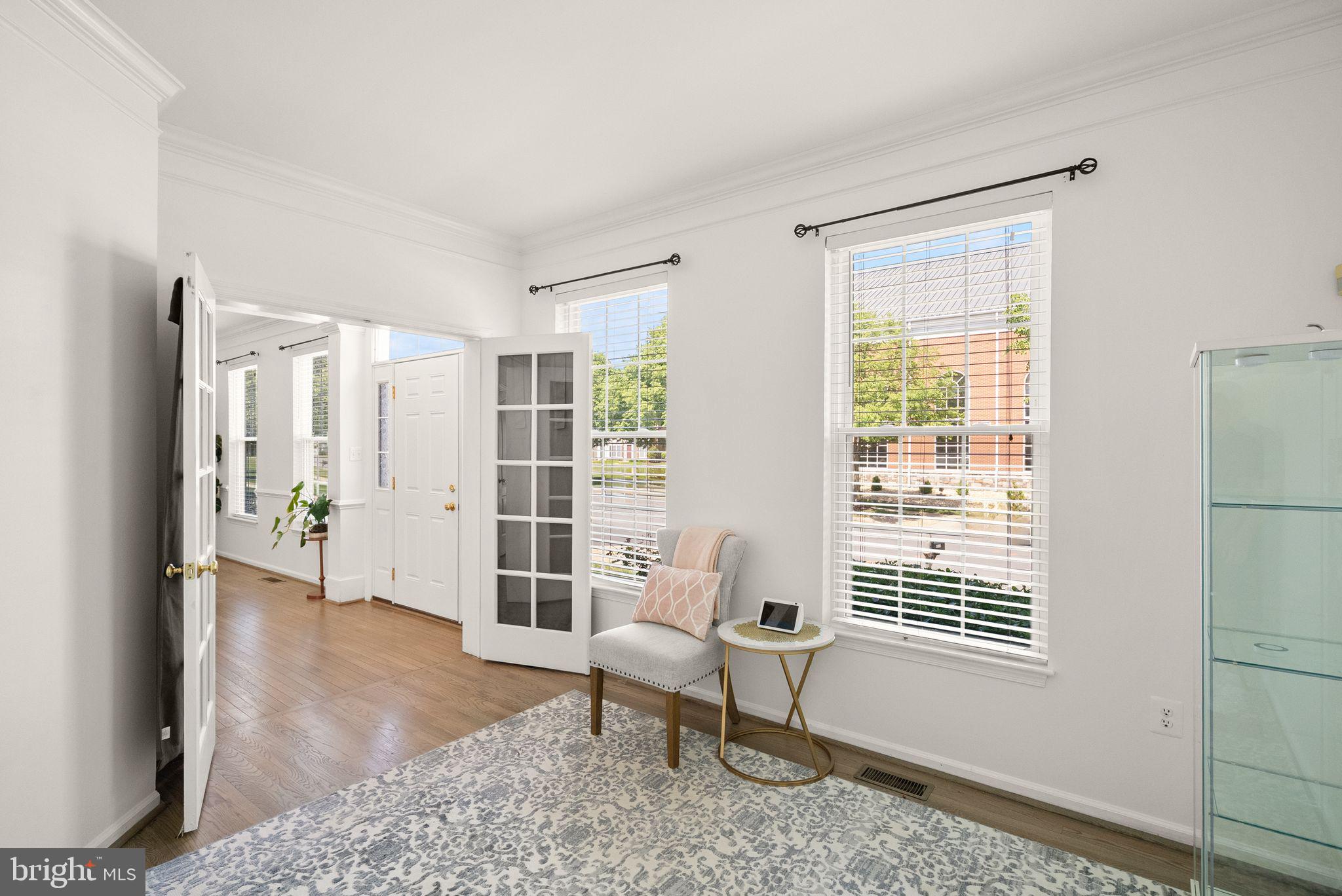 SOUTH RIDING - Residential