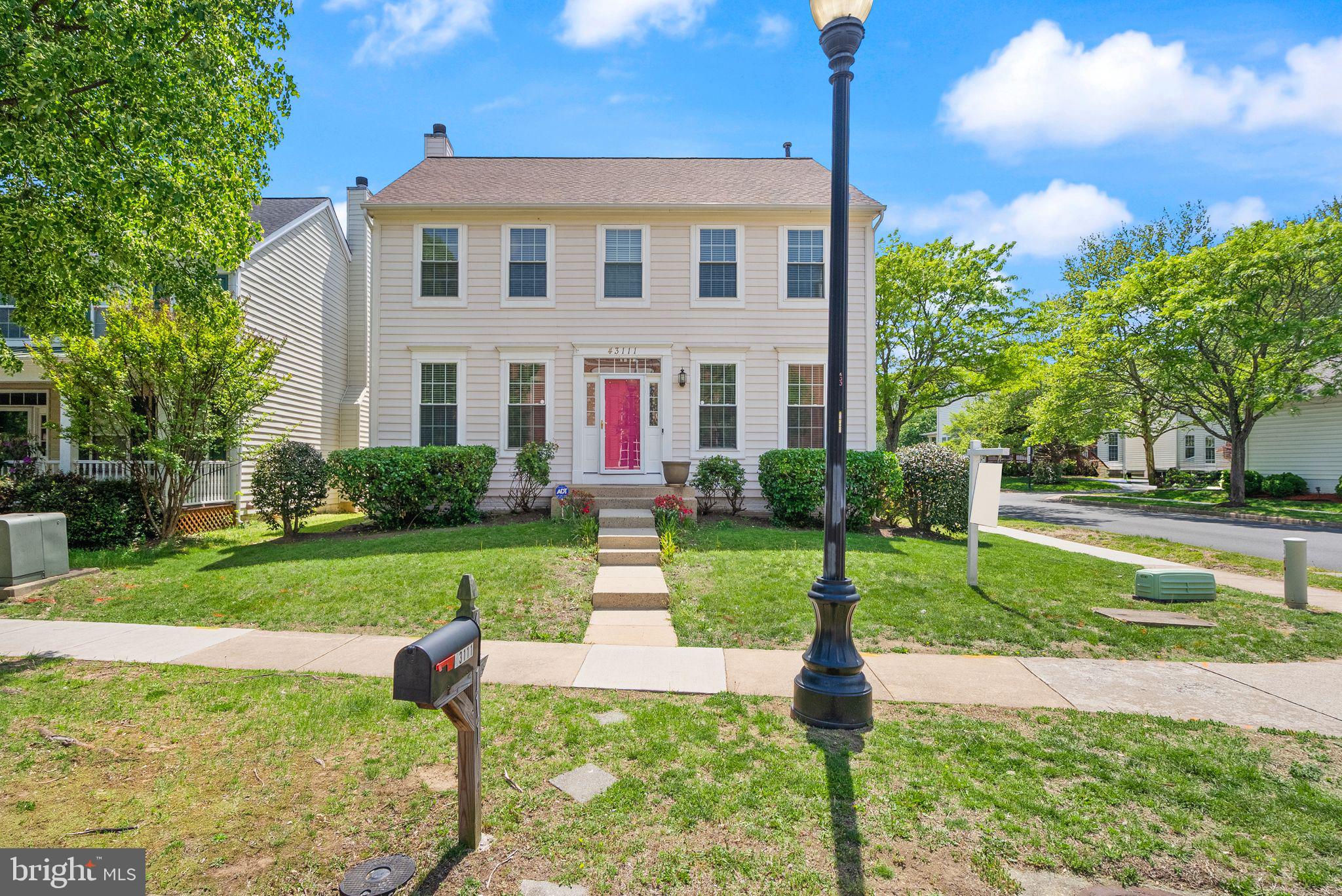 SOUTH RIDING - Residential