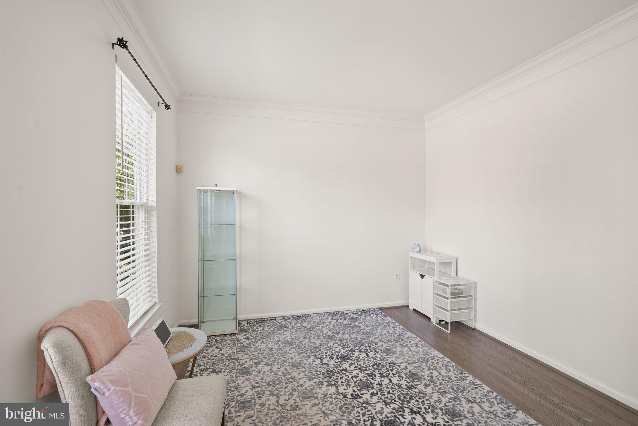 SOUTH RIDING - Residential