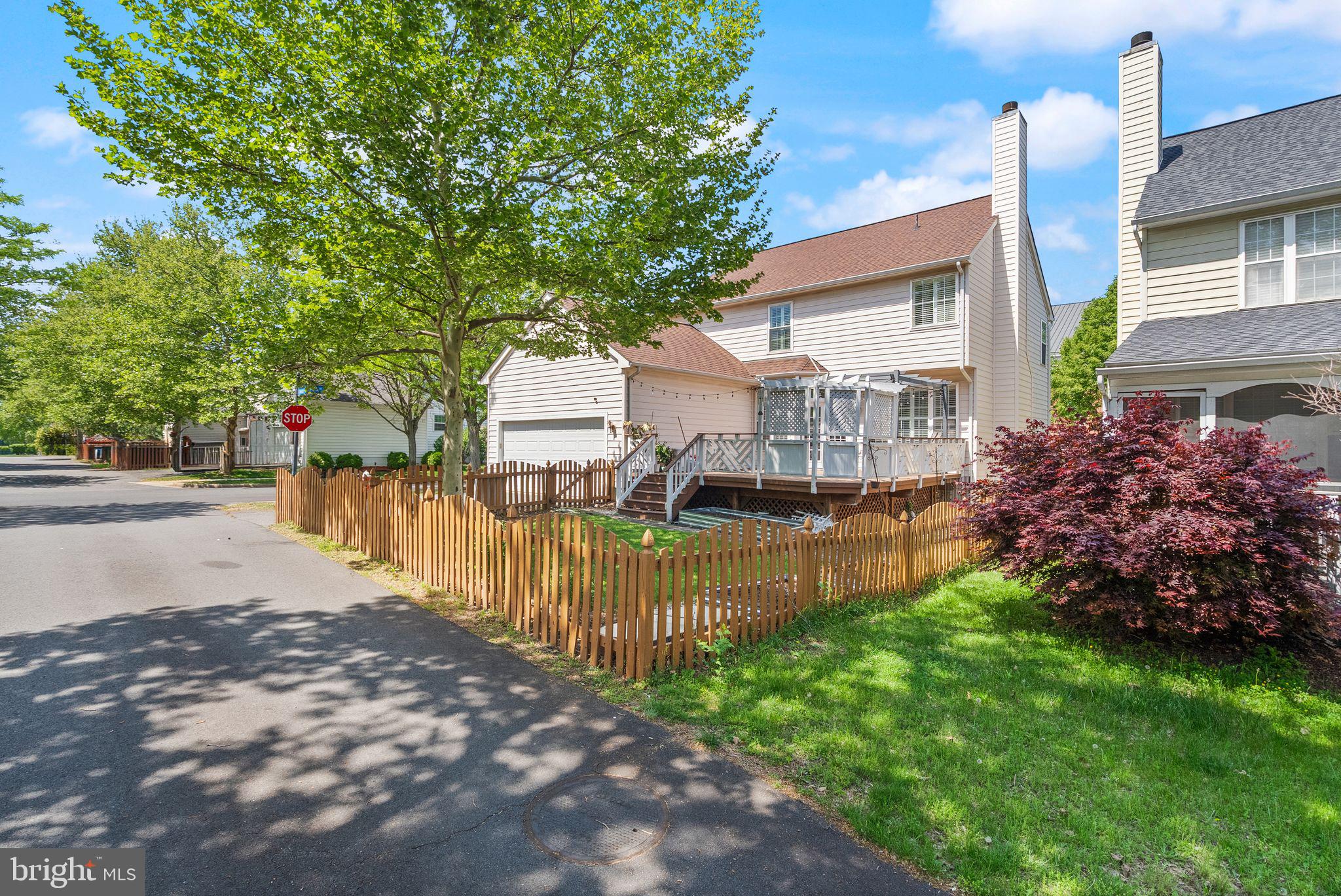 SOUTH RIDING - Residential