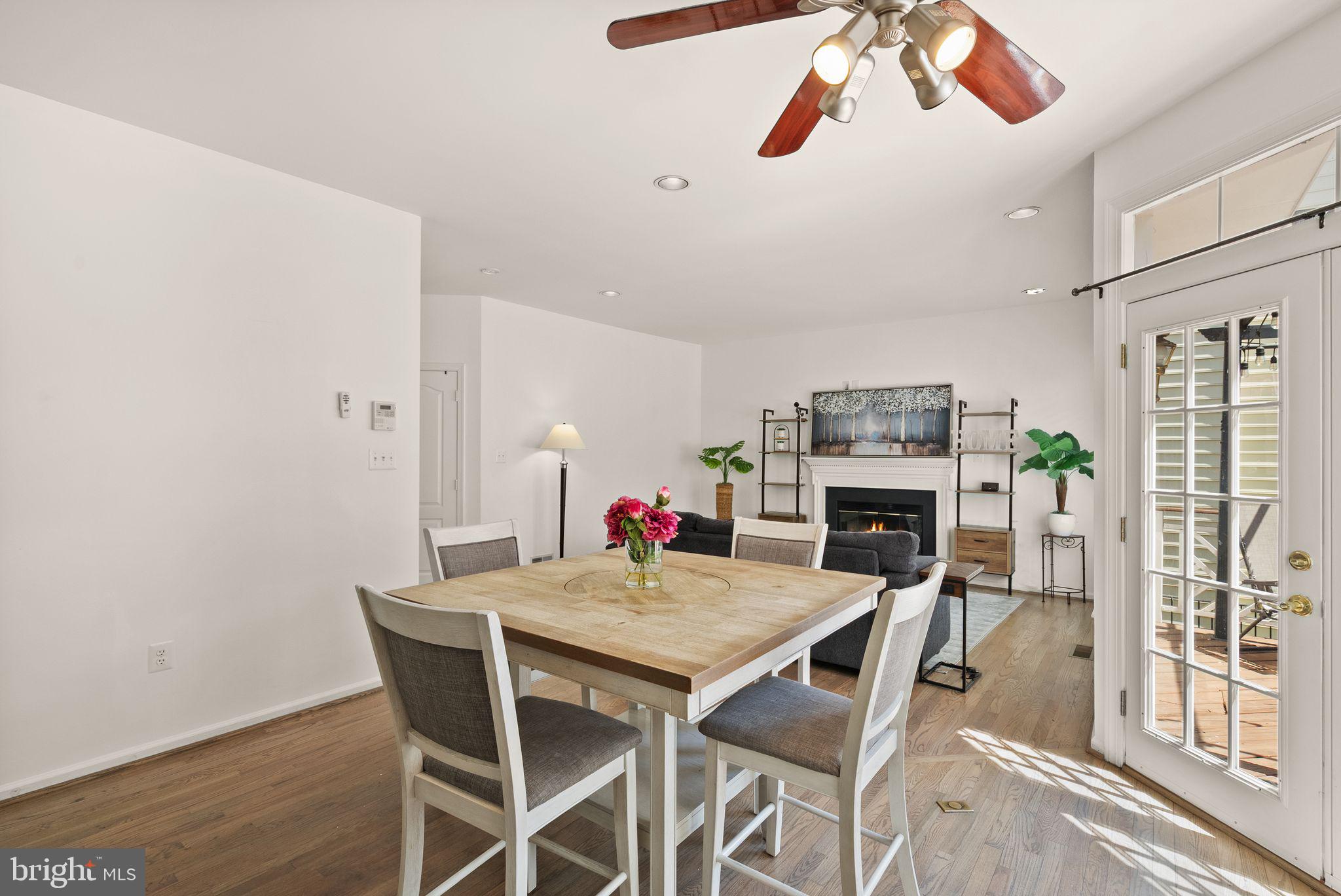 SOUTH RIDING - Residential