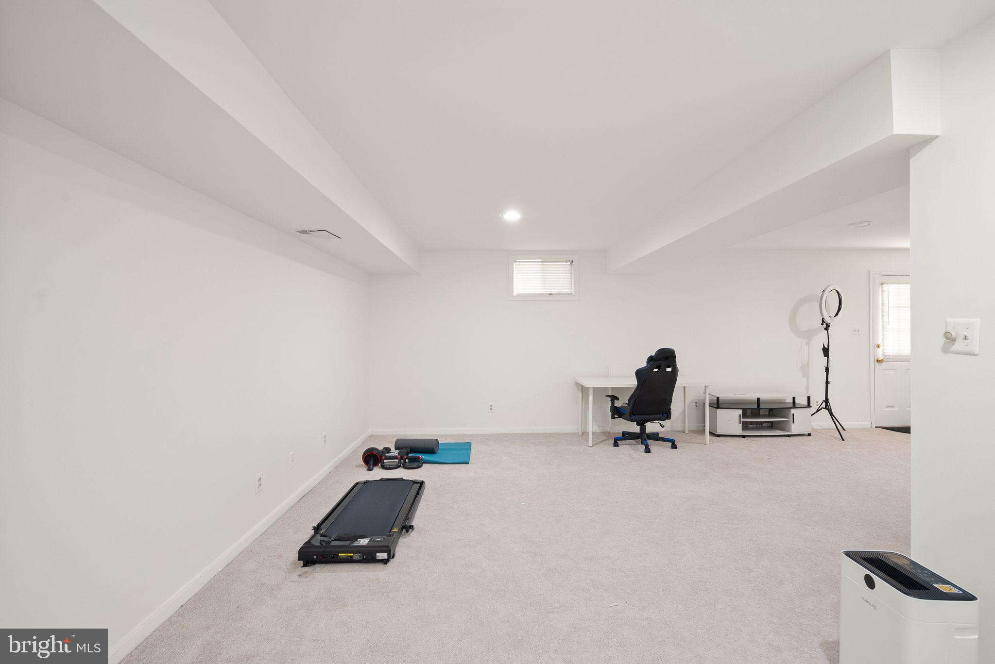 SOUTH RIDING - Residential