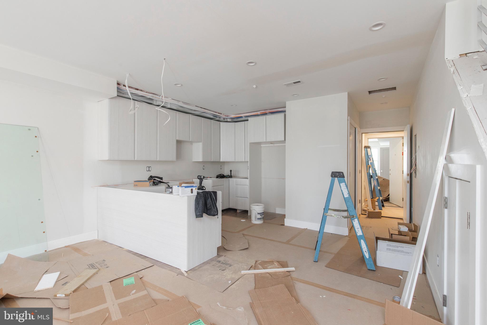 FAIRMOUNT - Residential Income