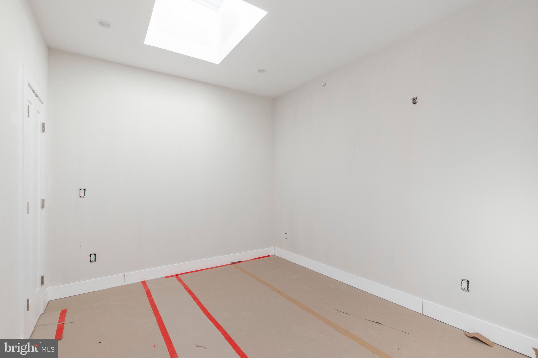 FAIRMOUNT - Residential Income