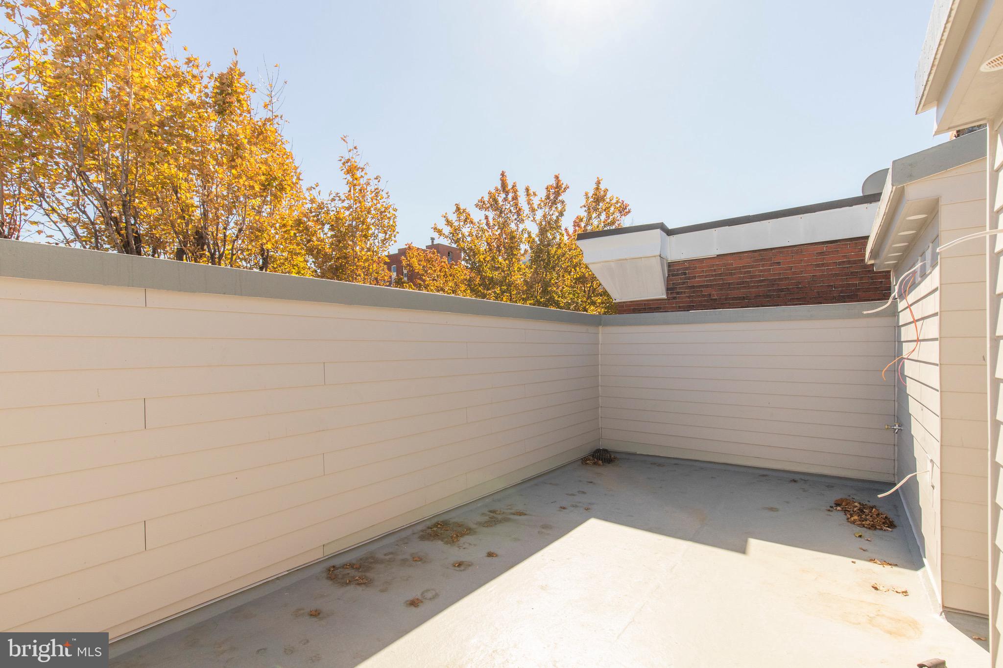 FAIRMOUNT - Residential Income