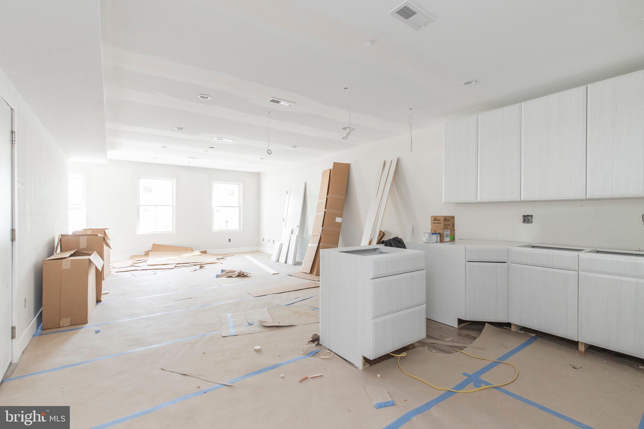 FAIRMOUNT - Residential Income