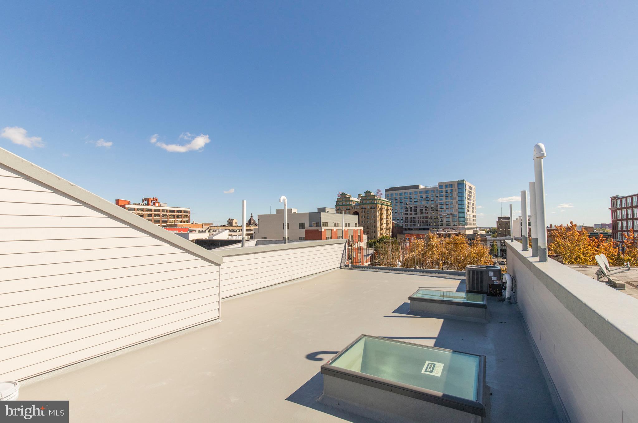 FAIRMOUNT - Residential Income